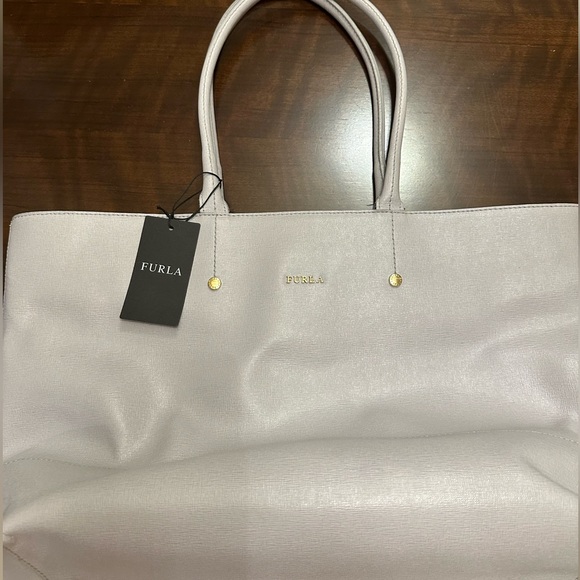 NWT Furla tote bag with dust bag - Picture 1 of 10